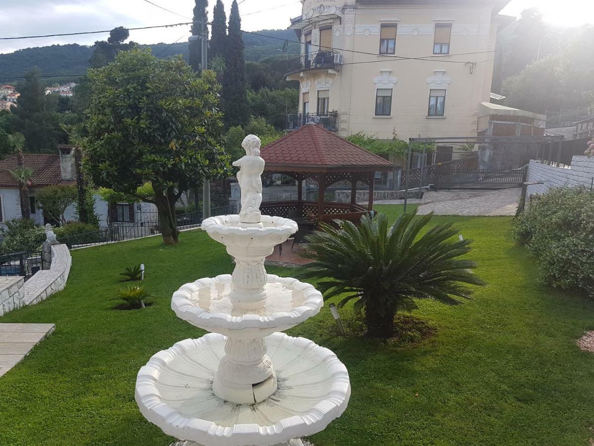 Opatija Centar Lejlighed Eksteriør billede